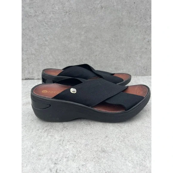 BZEES Desire Slide Sandals Black Elastic Crisscross Comfort Wedge Size 9.5M - Picture 3 of 8